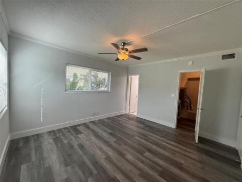 2121 NE 42nd Court Lighthouse Point FL 33064