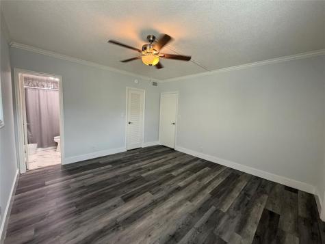 2121 NE 42nd Court Lighthouse Point FL 33064