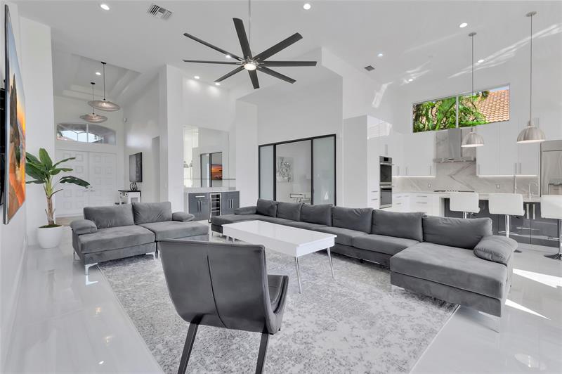 4088 NW Briarcliff Circle Boca Raton FL 33496