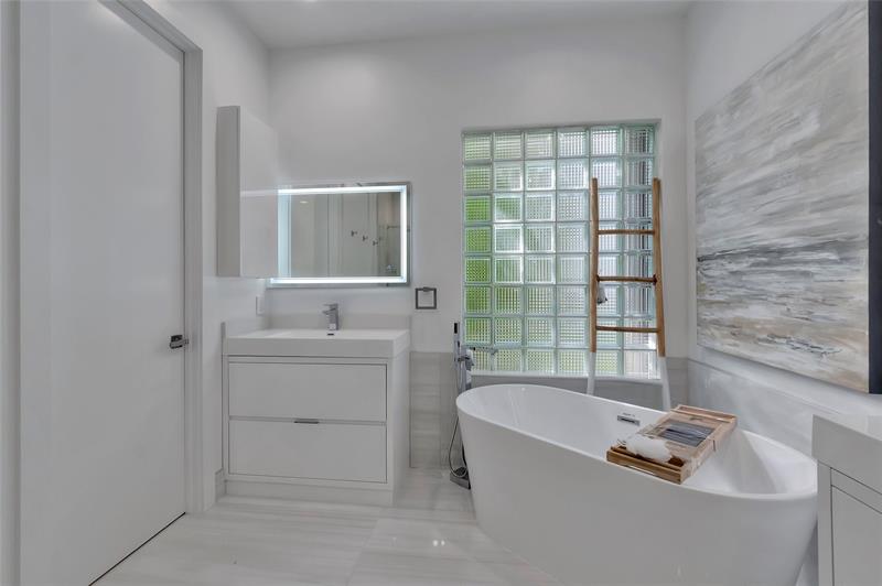 4088 NW Briarcliff Circle Boca Raton FL 33496