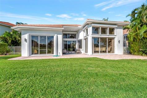 4088 NW Briarcliff Circle Boca Raton FL 33496