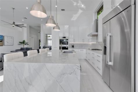 4088 NW Briarcliff Circle Boca Raton FL 33496