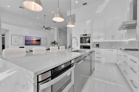 4088 NW Briarcliff Circle Boca Raton FL 33496