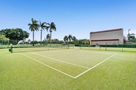 8900 Washington Boulevard Hollywood FL 33025