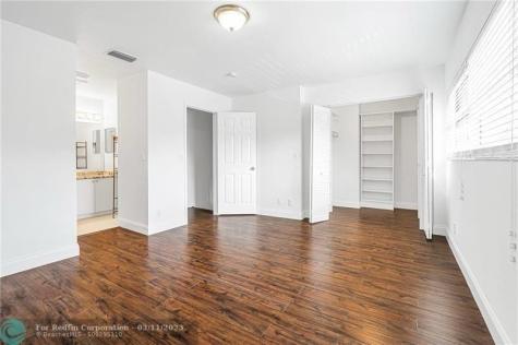 2043 nw 45 Avenue Coconut Creek FL 33066