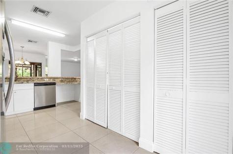 2043 nw 45 Avenue Coconut Creek FL 33066