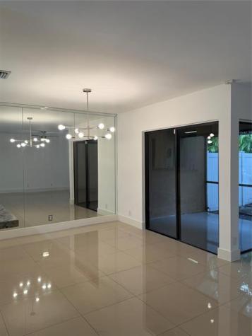 2043 nw 45 Avenue Coconut Creek FL 33066