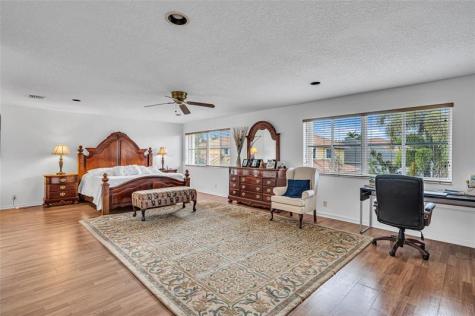 1551 Blue Jay Circle Weston FL 33327