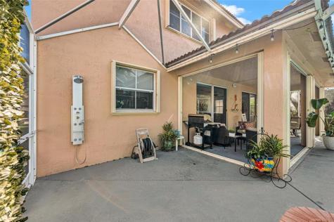 1551 Blue Jay Circle Weston FL 33327