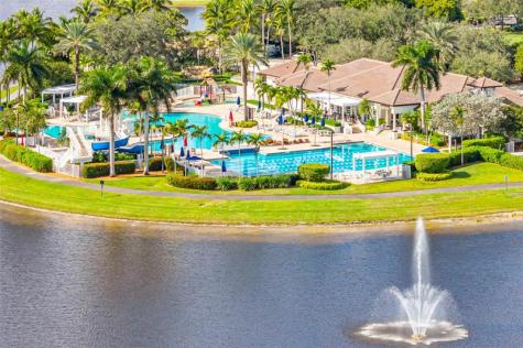 1551 Blue Jay Circle Weston FL 33327