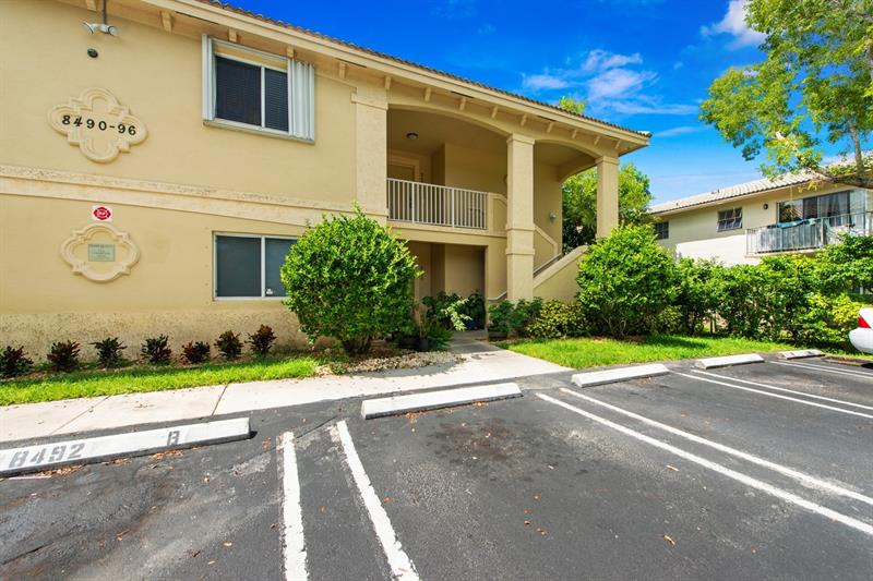 8496 NW 40th Street Coral Springs FL 33065