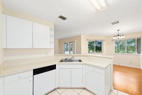 8496 NW 40th Street Coral Springs FL 33065