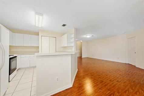 8496 NW 40th Street Coral Springs FL 33065