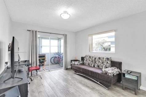 906 Normandy S Delray Beach FL 33484