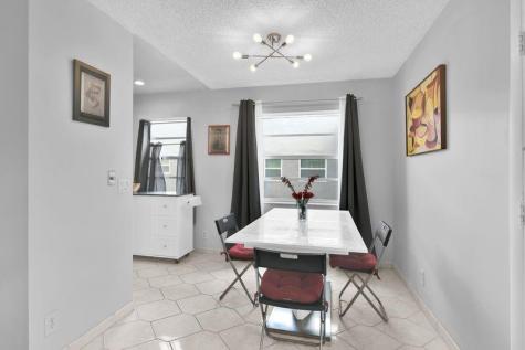 906 Normandy S Delray Beach FL 33484