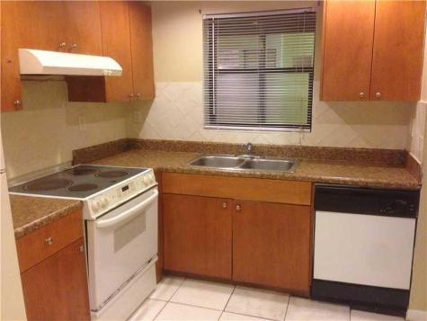 3021 Riverside Drive Coral Springs FL 33065