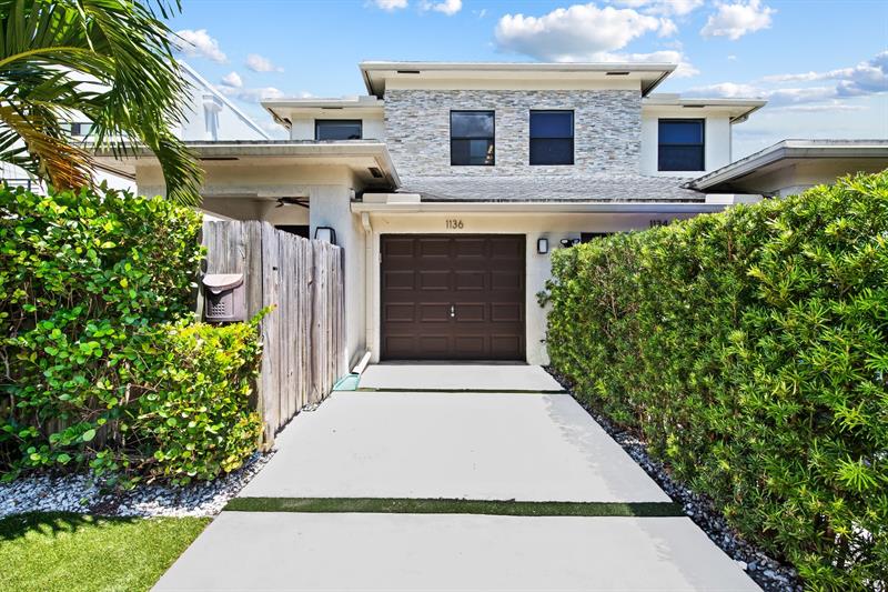 1136 NE 2nd Avenue Fort Lauderdale FL 33304