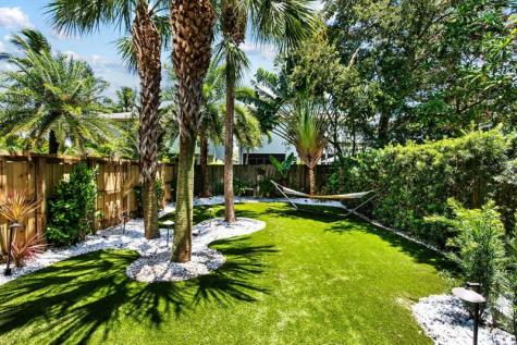 1136 NE 2nd Avenue Fort Lauderdale FL 33304