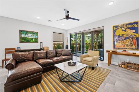 1136 NE 2nd Avenue Fort Lauderdale FL 33304