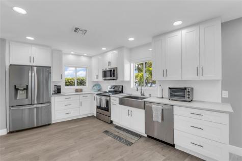 2005 N Riverside Drive Pompano Beach FL 33062
