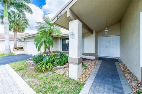 1260 NW 101st Avenue Plantation FL 33322