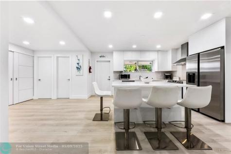 3329 NE 17th Street Fort Lauderdale FL 33305