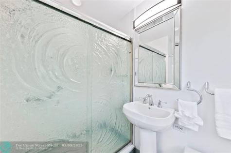 3329 NE 17th Street Fort Lauderdale FL 33305