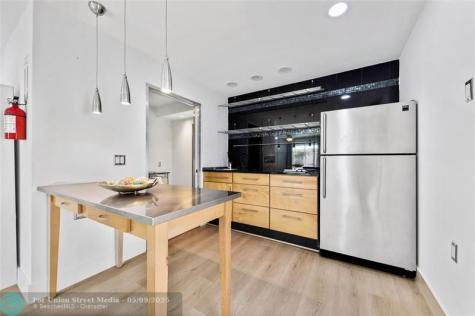 3329 NE 17th Street Fort Lauderdale FL 33305