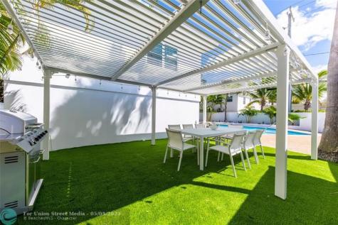 3329 NE 17th Street Fort Lauderdale FL 33305