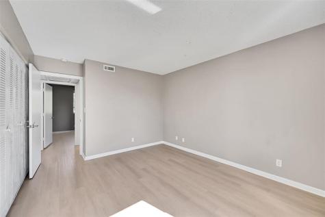 719 Gardens Drive Pompano Beach FL 33069