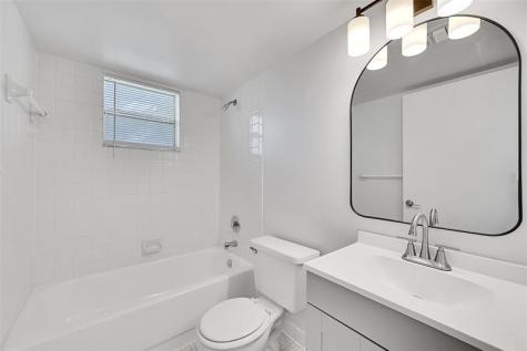 719 Gardens Drive Pompano Beach FL 33069