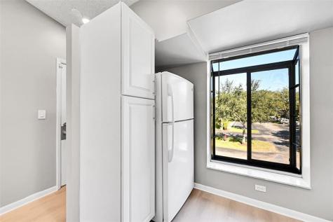 719 Gardens Drive Pompano Beach FL 33069