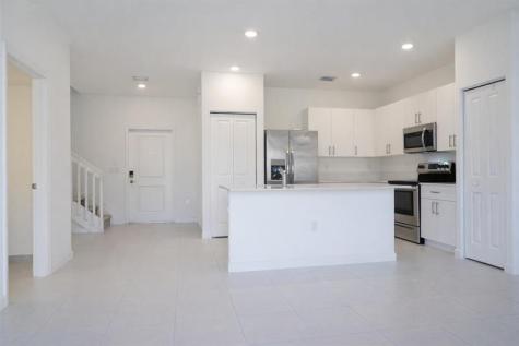11833 NW 47th Manor Coral Springs FL 33076