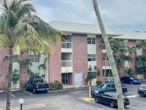 2424 SE 17th Street Fort Lauderdale FL 33316