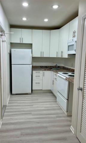 2424 SE 17th Street Fort Lauderdale FL 33316