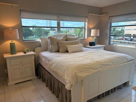 450 Paradise Isle Boulevard Hallandale Beach FL 33009