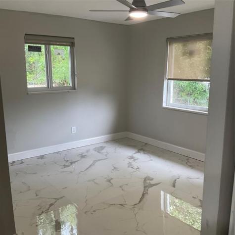 642 NW 14th Way Fort Lauderdale FL 33311