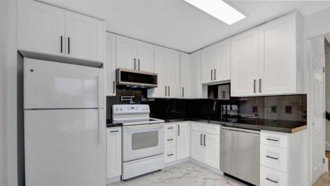 3883 Island Club Circle Lake Worth FL 33462