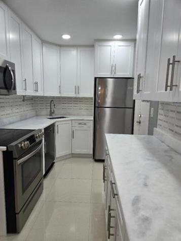 639 W Oakland Park Boulevard Wilton Manors FL 33311