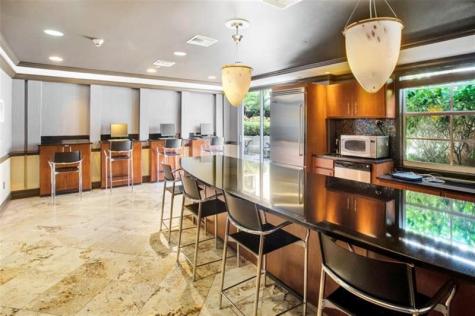 520 SE 5th Avenue Fort Lauderdale FL 33301