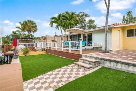 922 Orange Isle Fort Lauderdale FL 33315