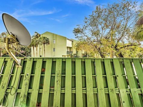 8911 NW 28th Drive Coral Springs FL 33065