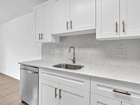 8911 NW 28th Drive Coral Springs FL 33065