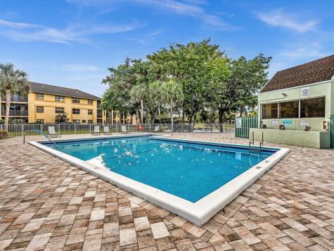 8911 NW 28th Drive Coral Springs FL 33065