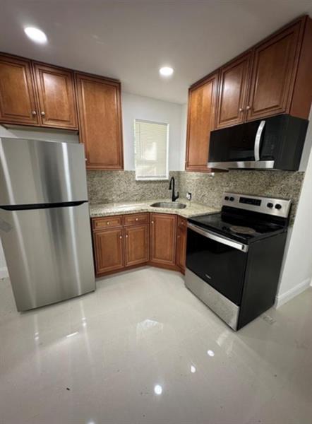 2312 Cleveland Street Hollywood FL 33020
