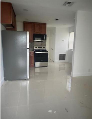 2312 Cleveland Street Hollywood FL 33020