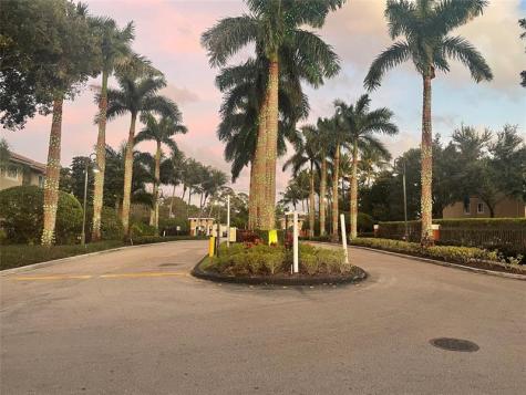 4179 N Haverhill Road West Palm Beach FL 33417