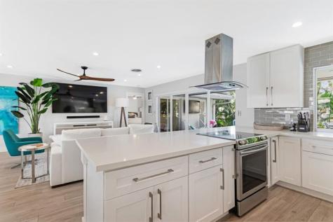 5821 NE 14th Way Fort Lauderdale FL 33334