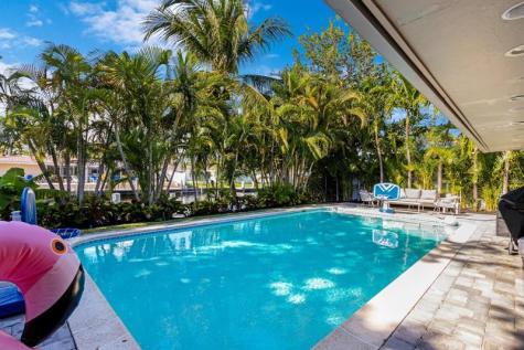 5821 NE 14th Way Fort Lauderdale FL 33334