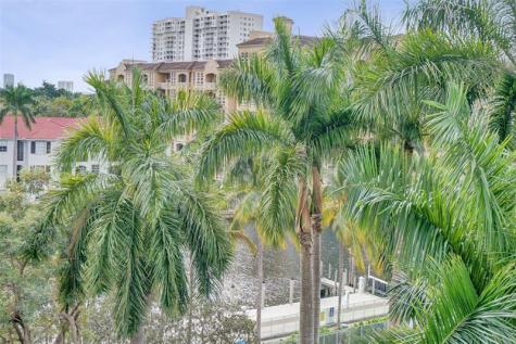 3000 NE 188th Street Miami FL 33180